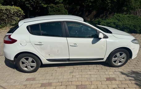 Renault Megane III, 2011 год, 600 000 рублей, 4 фотография