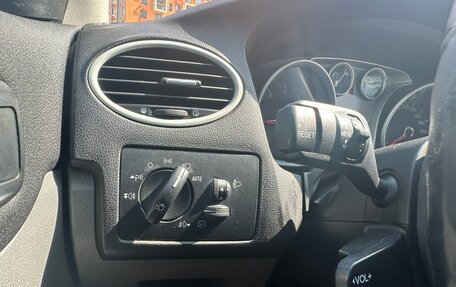 Ford Focus II рестайлинг, 2009 год, 670 000 рублей, 17 фотография