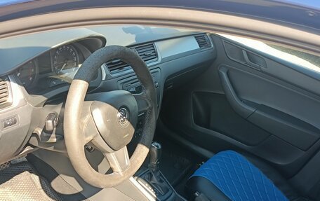 Skoda Rapid I, 2015 год, 800 000 рублей, 12 фотография