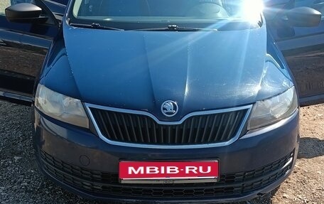Skoda Rapid I, 2015 год, 800 000 рублей, 5 фотография