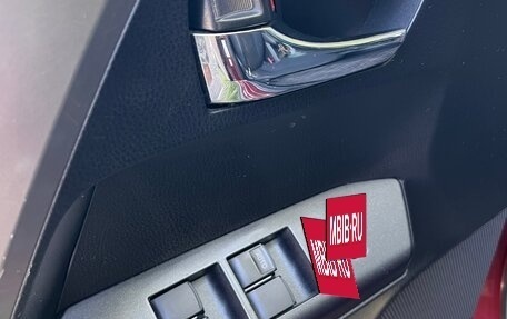 Toyota RAV4, 2018 год, 2 300 000 рублей, 6 фотография
