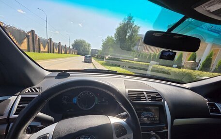Ford Explorer VI, 2015 год, 2 000 000 рублей, 13 фотография