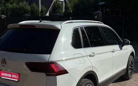 Volkswagen Tiguan II, 2018 год, 2 300 000 рублей, 5 фотография