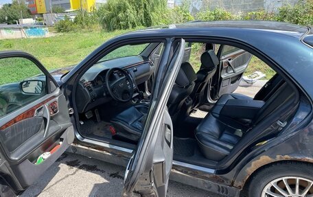 Mercedes-Benz E-Класс, 2001 год, 285 000 рублей, 12 фотография