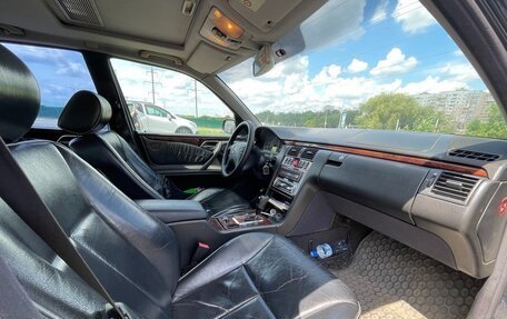 Mercedes-Benz E-Класс, 2001 год, 285 000 рублей, 26 фотография