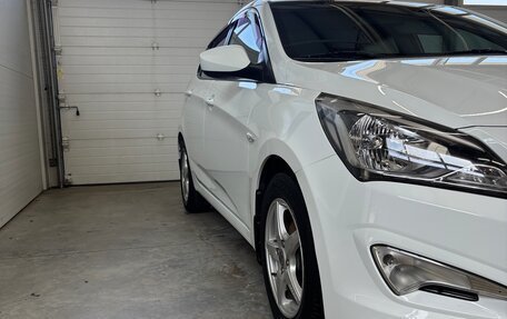 Hyundai Solaris II рестайлинг, 2016 год, 1 100 000 рублей, 2 фотография