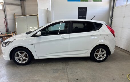 Hyundai Solaris II рестайлинг, 2016 год, 1 100 000 рублей, 4 фотография