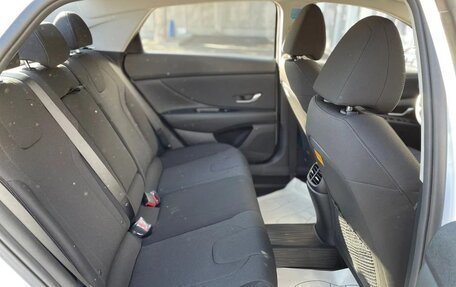 Hyundai Elantra, 2021 год, 1 815 000 рублей, 11 фотография