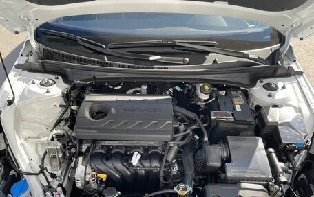 Hyundai Elantra, 2021 год, 1 815 000 рублей, 12 фотография