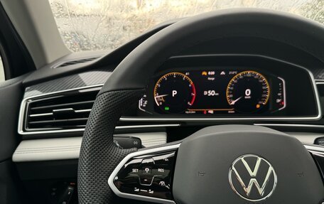 Volkswagen Tiguan II, 2023 год, 4 499 000 рублей, 16 фотография