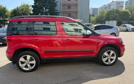 Skoda Yeti I рестайлинг, 2014 год, 1 000 000 рублей, 2 фотография