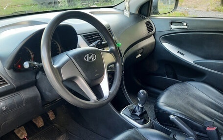 Hyundai Solaris II рестайлинг, 2014 год, 820 000 рублей, 6 фотография