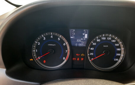 Hyundai Solaris II рестайлинг, 2014 год, 820 000 рублей, 15 фотография