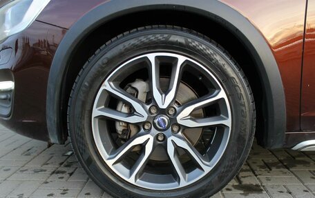 Volvo S60 Cross Country, 2015 год, 1 695 000 рублей, 9 фотография