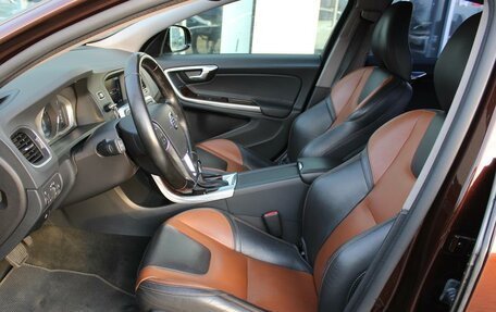 Volvo S60 Cross Country, 2015 год, 1 695 000 рублей, 15 фотография