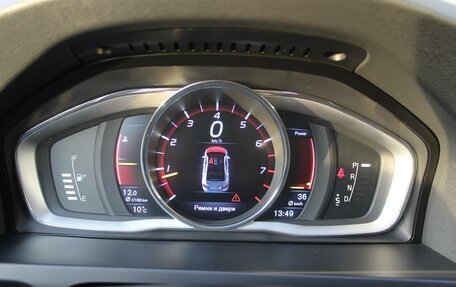 Volvo S60 Cross Country, 2015 год, 1 695 000 рублей, 25 фотография
