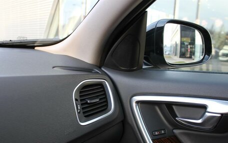 Volvo S60 Cross Country, 2015 год, 1 695 000 рублей, 31 фотография