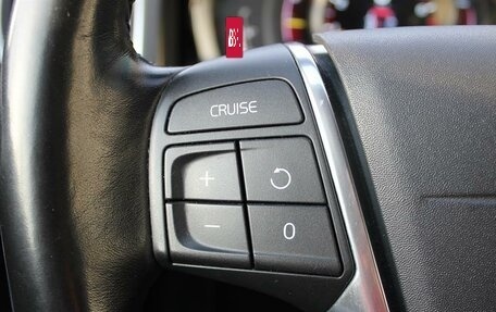 Volvo S60 Cross Country, 2015 год, 1 695 000 рублей, 21 фотография