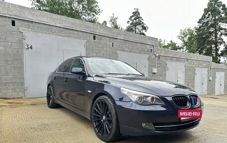 BMW 5 серия, 2008 год, 1 350 000 рублей, 11 фотография