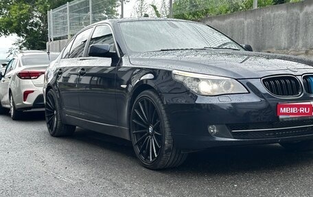 BMW 5 серия, 2008 год, 1 350 000 рублей, 3 фотография