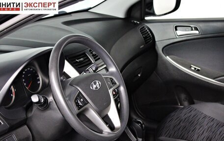 Hyundai Solaris II рестайлинг, 2015 год, 1 077 000 рублей, 12 фотография