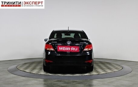 Hyundai Solaris II рестайлинг, 2015 год, 1 077 000 рублей, 6 фотография