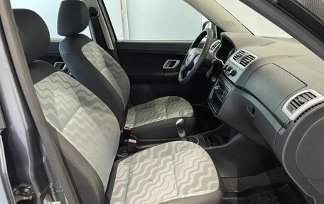 Skoda Fabia II, 2009 год, 399 000 рублей, 11 фотография