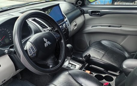 Mitsubishi Pajero Sport II рестайлинг, 2014 год, 2 100 000 рублей, 20 фотография