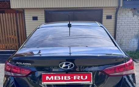 Hyundai Solaris II рестайлинг, 2017 год, 1 250 000 рублей, 3 фотография
