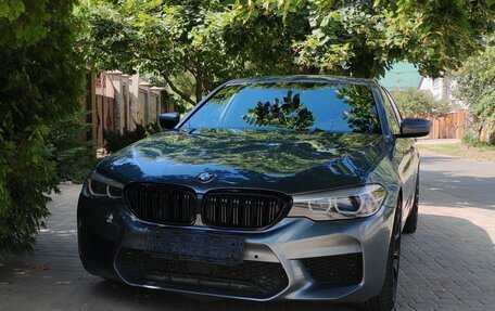 BMW 5 серия, 2018 год, 2 600 000 рублей, 7 фотография