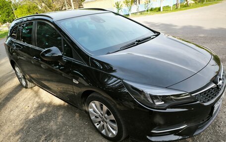 Opel Astra K, 2021 год, 1 450 000 рублей, 3 фотография