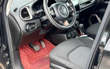 Jeep Renegade I рестайлинг, 2016 год, 1 950 000 рублей, 4 фотография