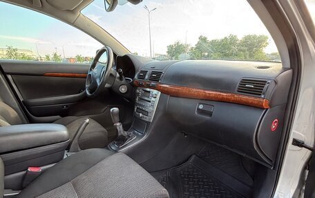 Toyota Avensis III рестайлинг, 2008 год, 710 000 рублей, 26 фотография