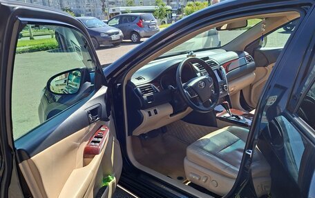 Toyota Camry, 2013 год, 1 800 000 рублей, 16 фотография