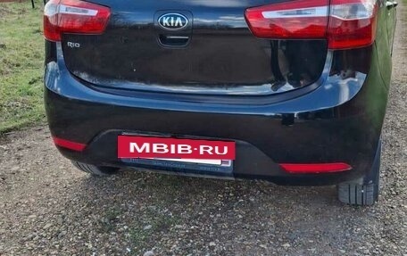 KIA Rio III рестайлинг, 2014 год, 670 000 рублей, 2 фотография