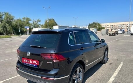 Volkswagen Tiguan II, 2018 год, 2 750 000 рублей, 4 фотография