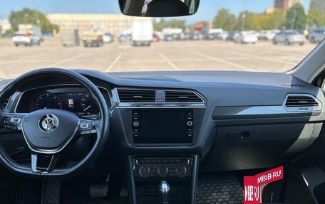 Volkswagen Tiguan II, 2018 год, 2 750 000 рублей, 10 фотография