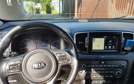 KIA Sportage IV рестайлинг, 2017 год, 1 750 000 рублей, 2 фотография