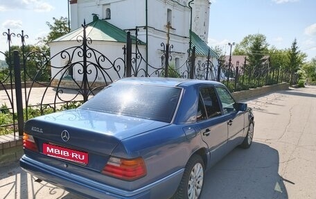 Mercedes-Benz W124, 1990 год, 250 000 рублей, 2 фотография