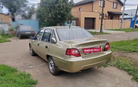 Daewoo Nexia I рестайлинг, 2011 год, 300 000 рублей, 23 фотография