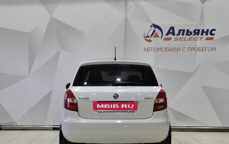 Skoda Fabia II, 2013 год, 550 000 рублей, 4 фотография