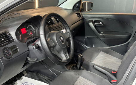 Volkswagen Polo VI (EU Market), 2013 год, 720 000 рублей, 7 фотография