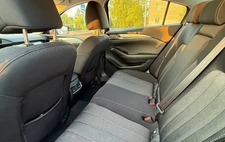 Mazda 6, 2019 год, 2 500 000 рублей, 16 фотография