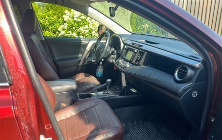 Toyota RAV4, 2016 год, 1 950 000 рублей, 8 фотография