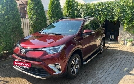 Toyota RAV4, 2016 год, 1 950 000 рублей, 3 фотография