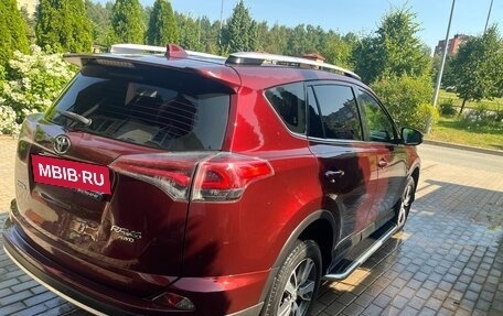Toyota RAV4, 2016 год, 1 950 000 рублей, 7 фотография
