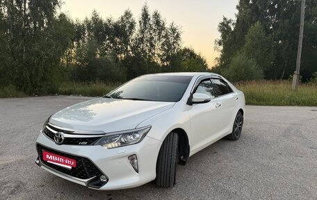 Toyota Camry, 2018 год, 2 680 000 рублей, 6 фотография