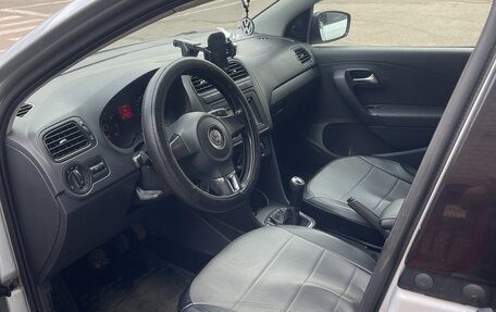 Volkswagen Polo VI (EU Market), 2011 год, 650 000 рублей, 3 фотография