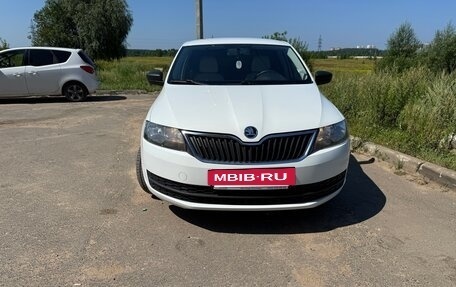 Skoda Rapid I, 2016 год, 1 000 000 рублей, 2 фотография