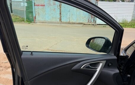 Opel Astra J, 2010 год, 470 000 рублей, 29 фотография